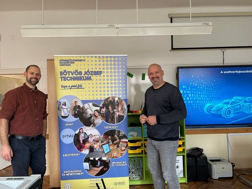 Digitális jövő az iskolapadban – új trendeket mutattak be az Eötvös szakmai napján